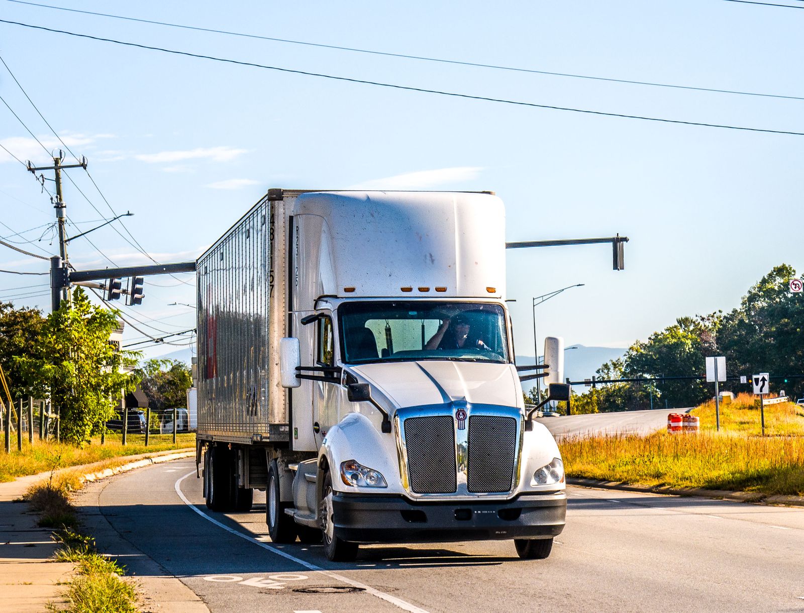 Kambro Transport freight